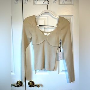 ASTR The Label Tarzana sweater size M, new with tags